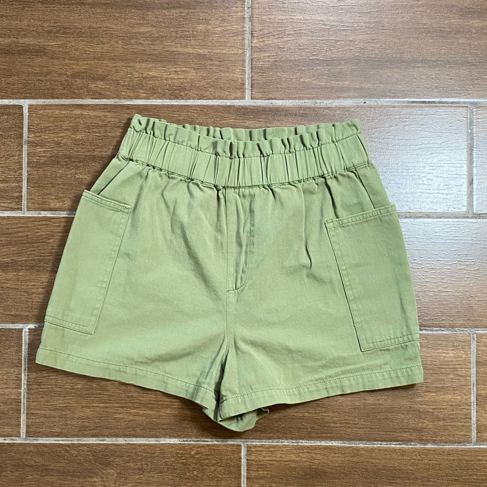 Sky and Sparrow High Waisted Green Shorts